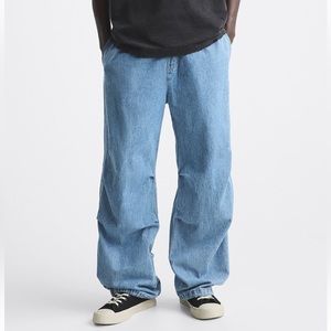 ZARA - WIDE FIT PARACHUTE JEANS